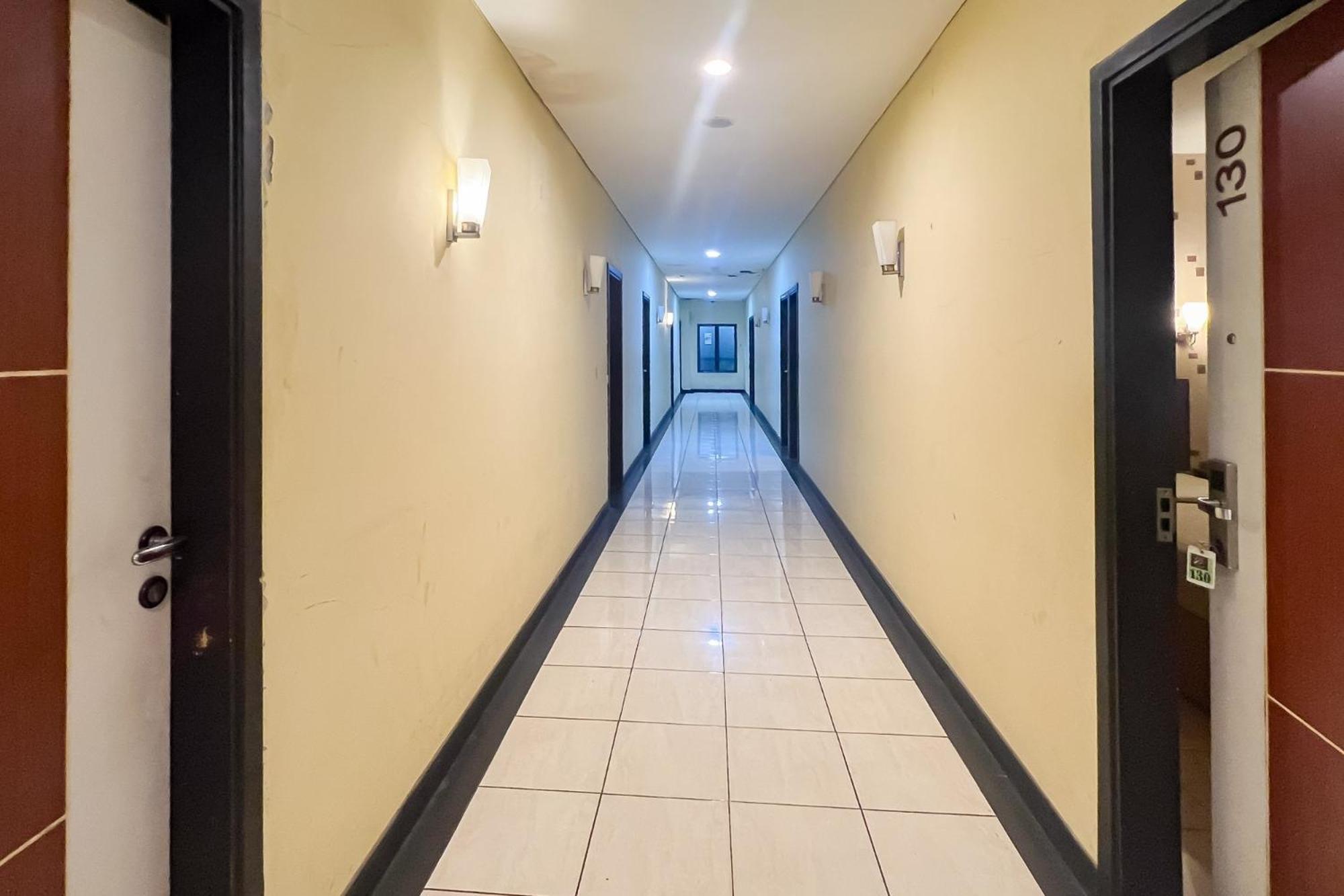 Urbanview Trisula Hotel Makassar Eksteriør billede