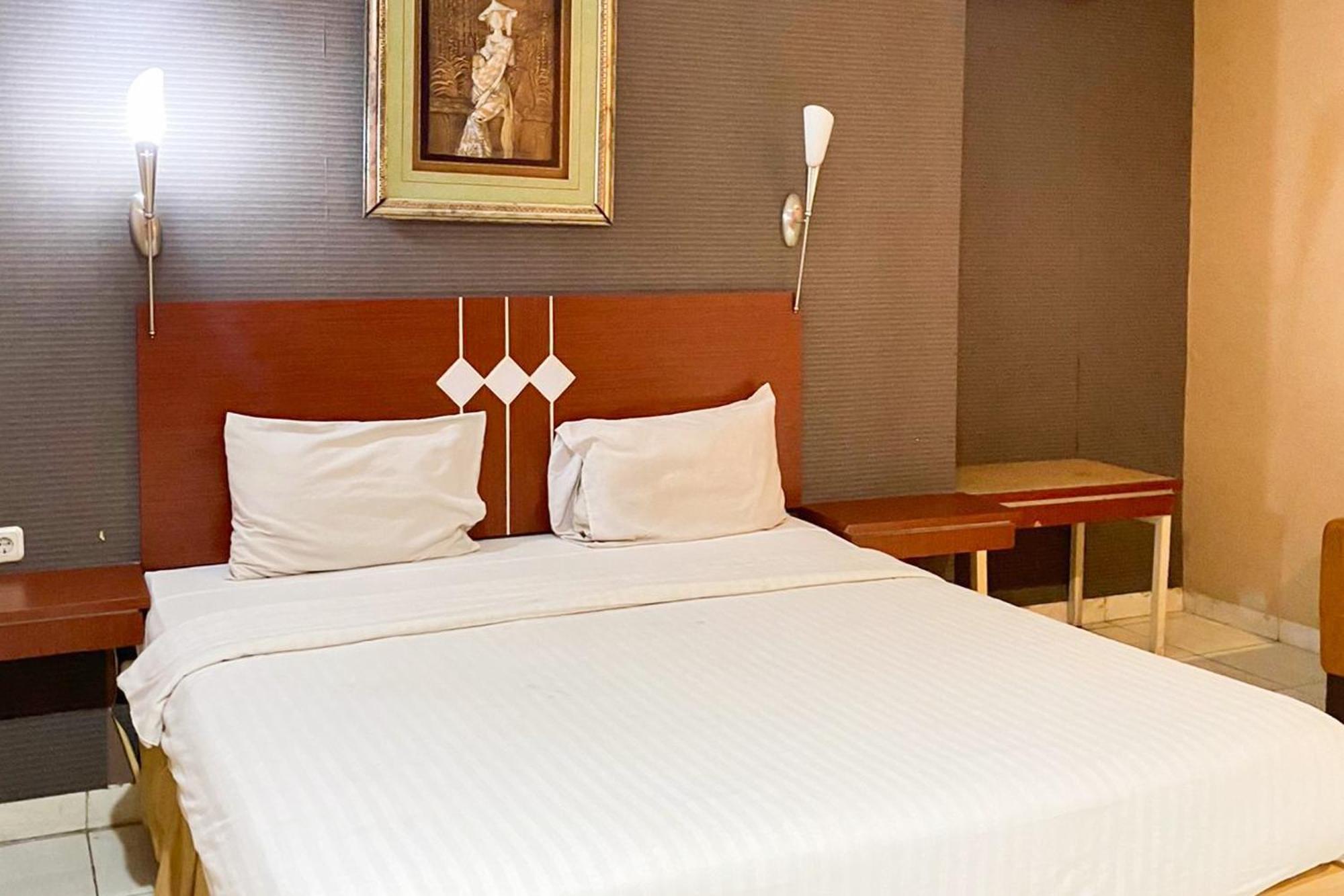 Urbanview Trisula Hotel Makassar Eksteriør billede